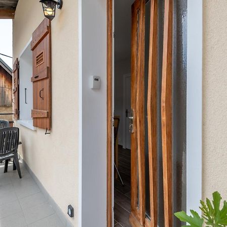 Appartement lumineux au centre du village Saint-Felix  Extérieur photo